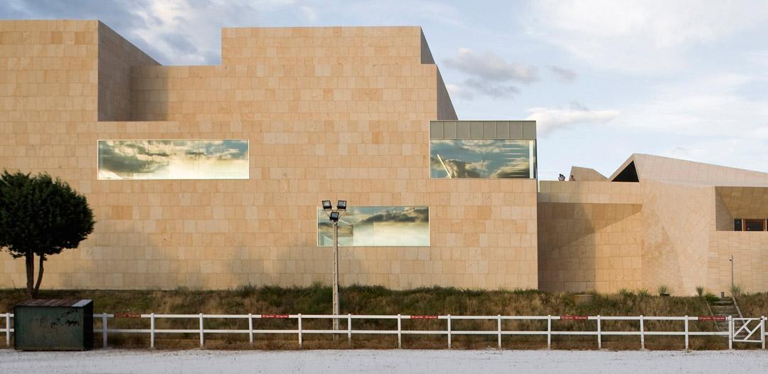 市政會議及展覽設計的中心要點圖2 市政會議及展覽設計的中心要點圖2