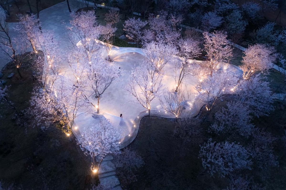 001-劇場(chǎng)鳥(niǎo)瞰.jpg 001-劇場(chǎng)鳥(niǎo)瞰.jpg